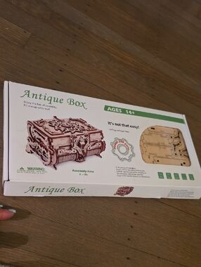 3D Wooden Puzzle Model Kit Antique Box   NEW Sealed